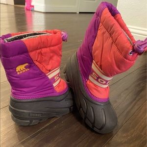 Sorel kid’s snow boots